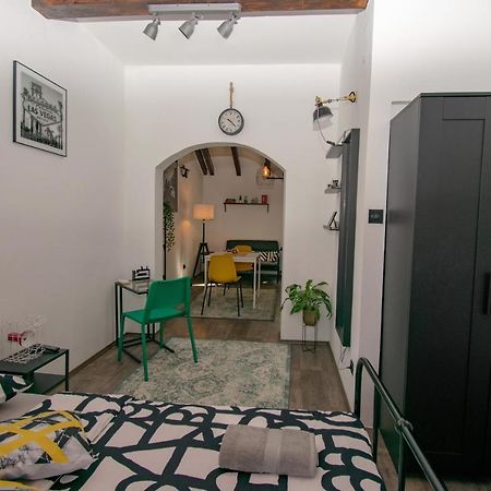 Studio Apartman Dalia Appartamento Zagabria Esterno foto