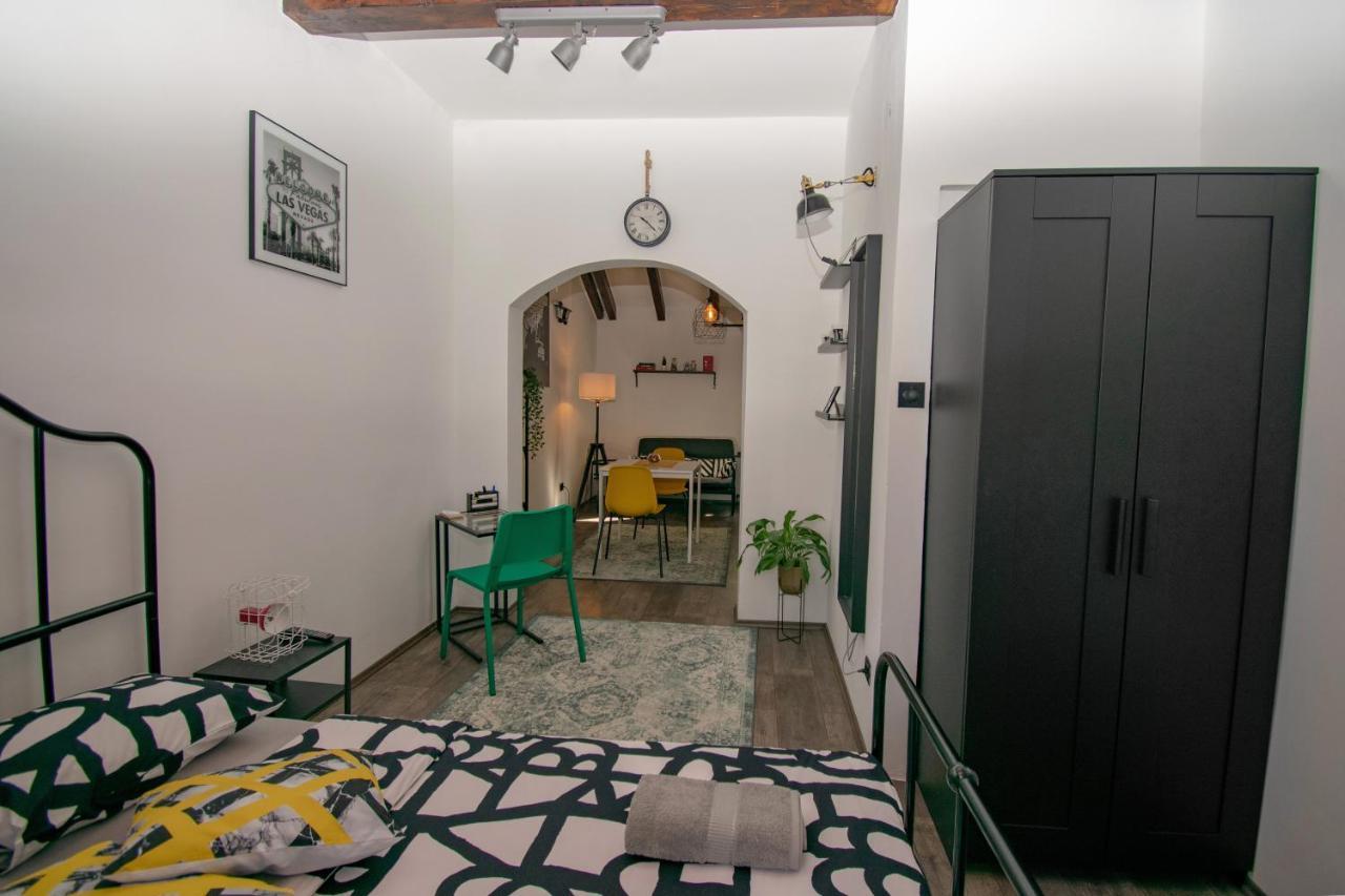 Studio Apartman Dalia Appartamento Zagabria Esterno foto