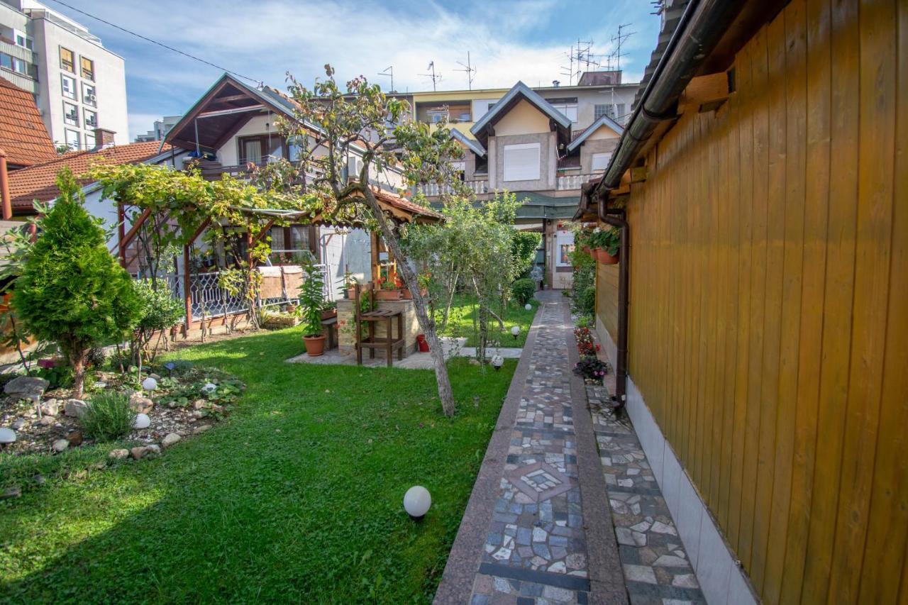 Studio Apartman Dalia Appartamento Zagabria Esterno foto